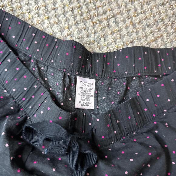 Cute vintage y2k low rise Victoria’s Secret polka dot mini/ silky shorts - Picture 3 of 5